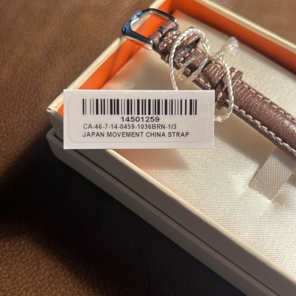 Coach watch with leather band - Picture 10 of 15